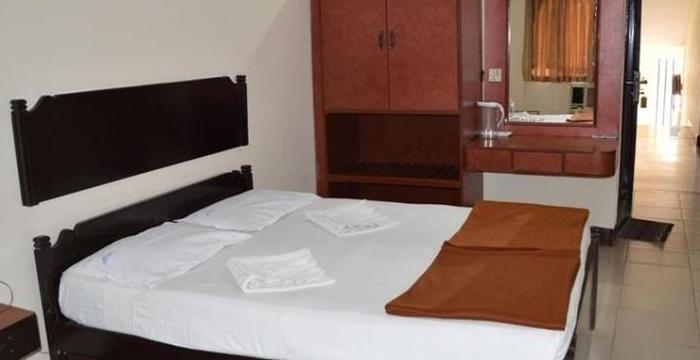 Green Park Hotel